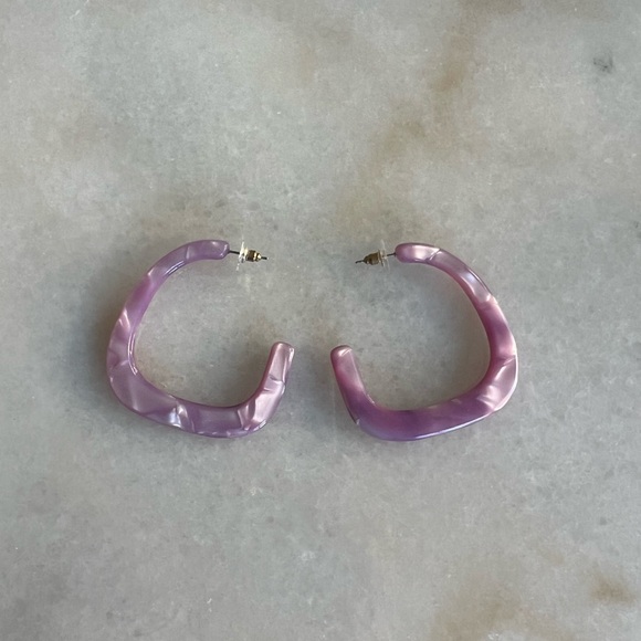 Hoop Earrings Marbled Pink and Purple Acrylic Modern Contemporary Design - Picture 2 of 4